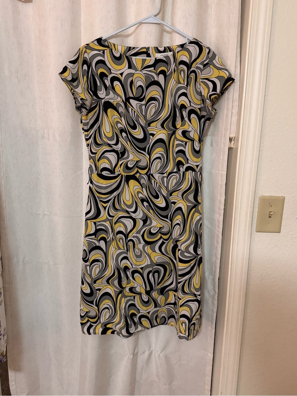 Black, White & Yellow Swirl Print Shift Dress